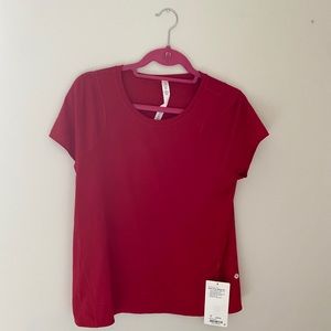 Lululemon Red Top Size 6 NWT